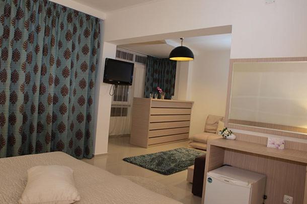Hotel Sara Neptun Extérieur photo